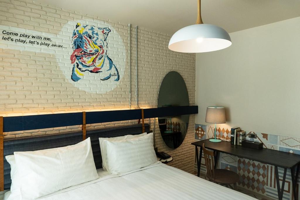 Tints of Blue Hotel - 6