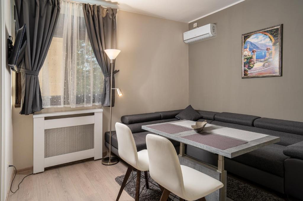 Casa 86 - Deluxe Apartment