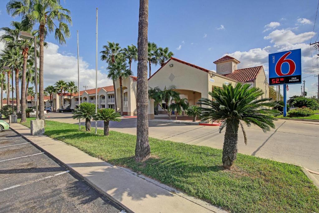 Motel 6-Edinburg, TX photo