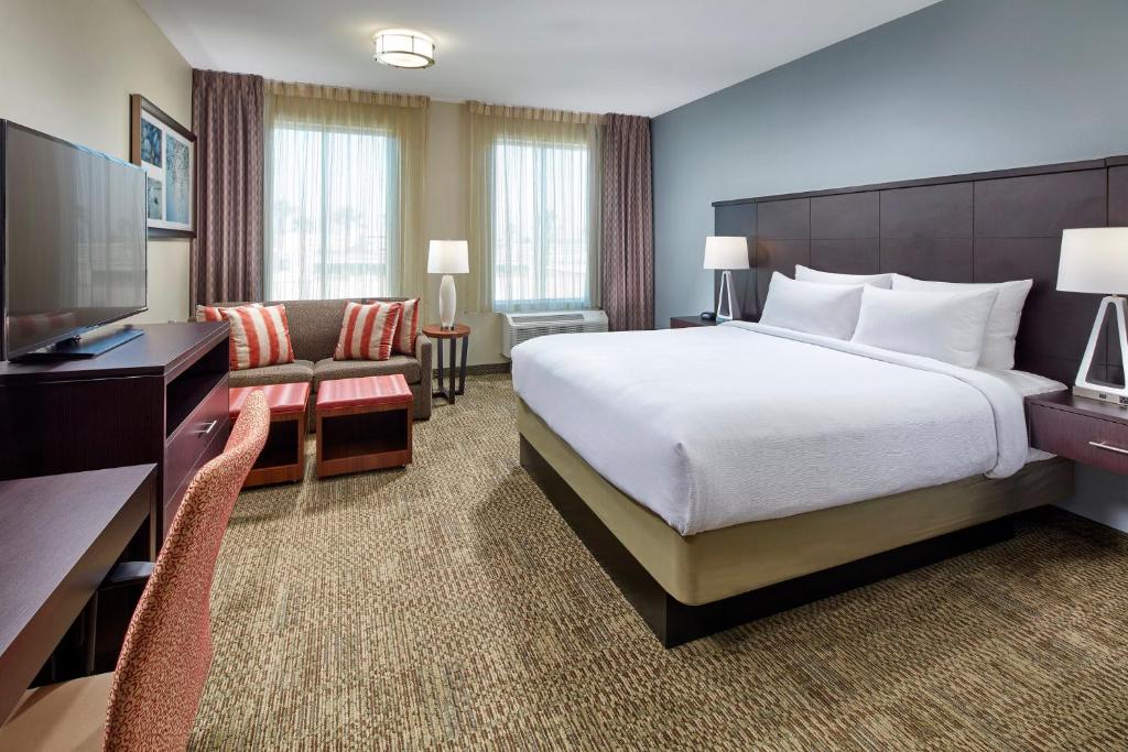 Staybridge Suites Anaheim At The Park by IHG photo