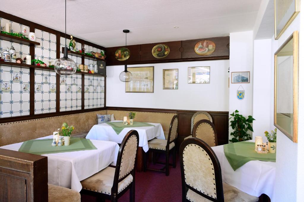 Khu vực ghế ngồi tại Hotel Im Kräutergarten