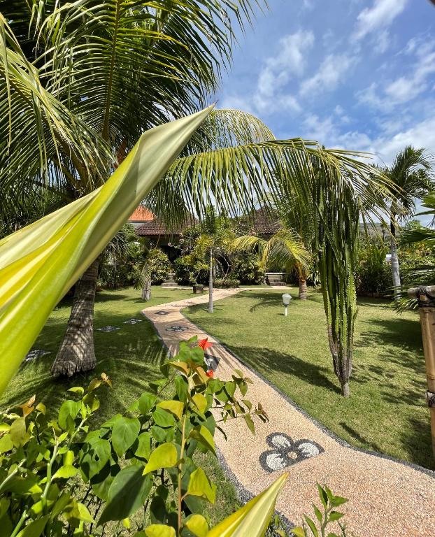 The BBQ Guest House - 1