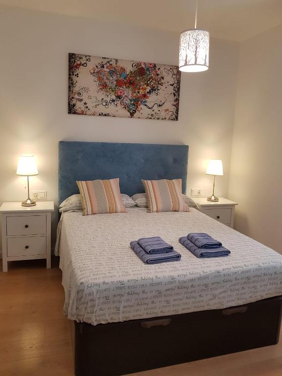 Postel nebo postele na pokoji v ubytování Apartamento Plaza del Teatro Parking free