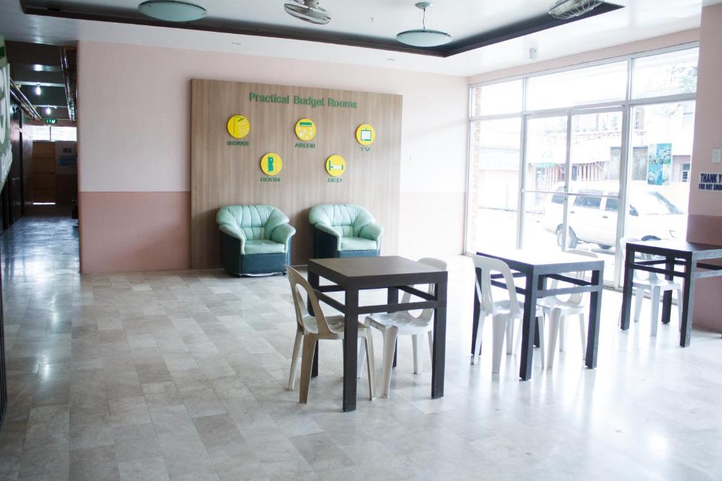 Posezení v ubytování GV Hotel - Borongan