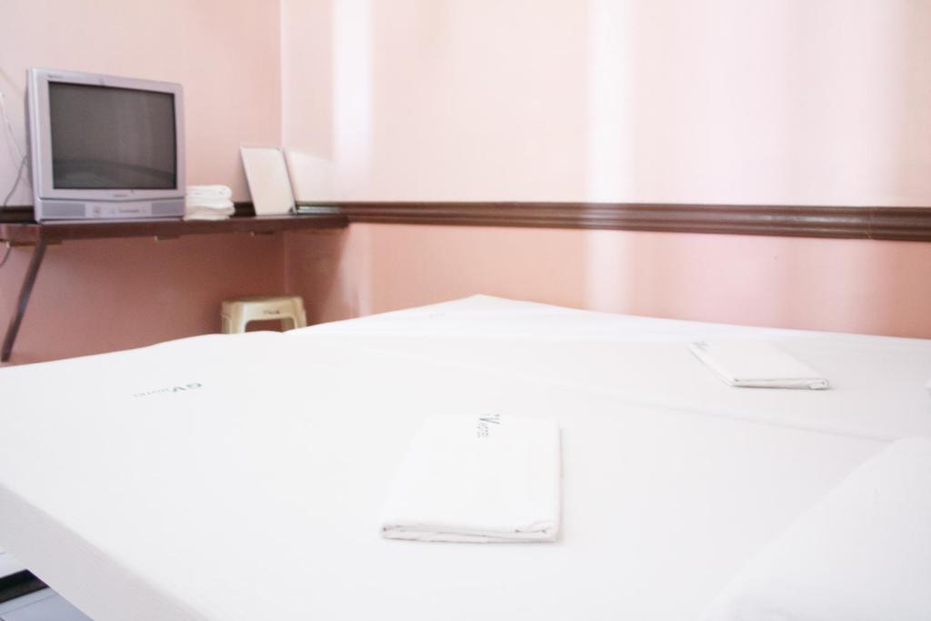 TV a/nebo společenská místnost v ubytování GV Hotel - Catarman