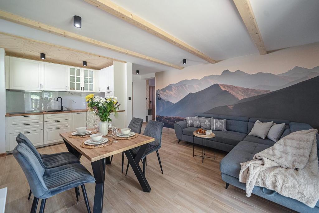 Kuchyň nebo kuchyňský kout v ubytování Apartamenty Osada Antałówka Zakopane