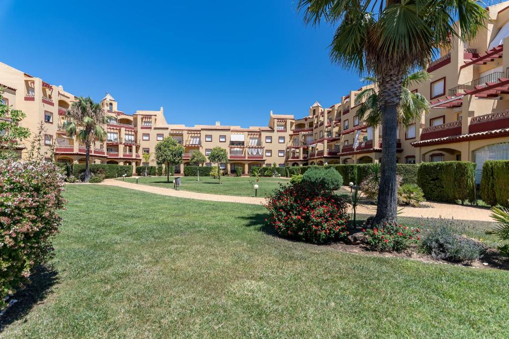 Albatros Golf I by HOMA, Ayamonte – Updated 2023 Prices