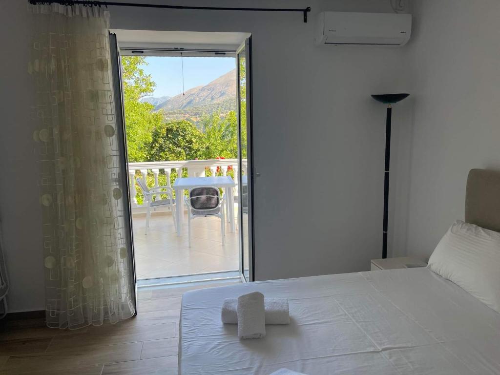 Helen Apartments - Imazhi 6