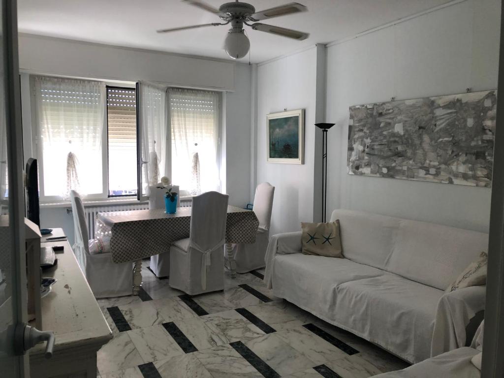 Barbero - Housity