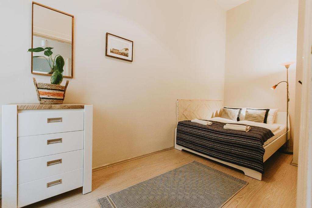 Fotografia z galérie ubytovania Budapest FOLK Apartment 60sm Spacious and Bright v Budapešti