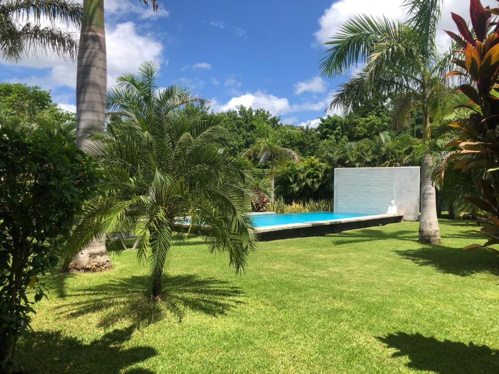 Bazén v ubytování Seahorse Resort Tamarindo nebo v jeho okolí