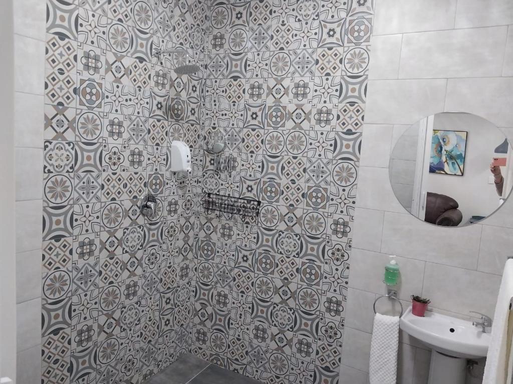 The Guesthouse Klerksdorp的一间浴室