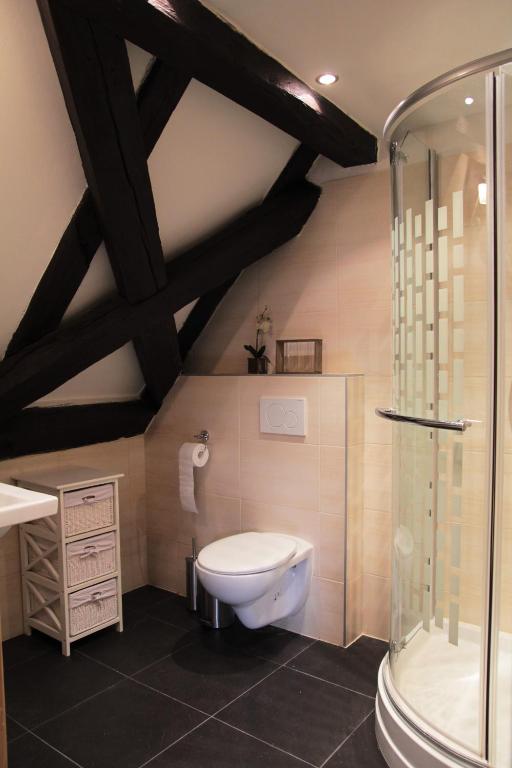 Old Town Boutique Apartments - 11