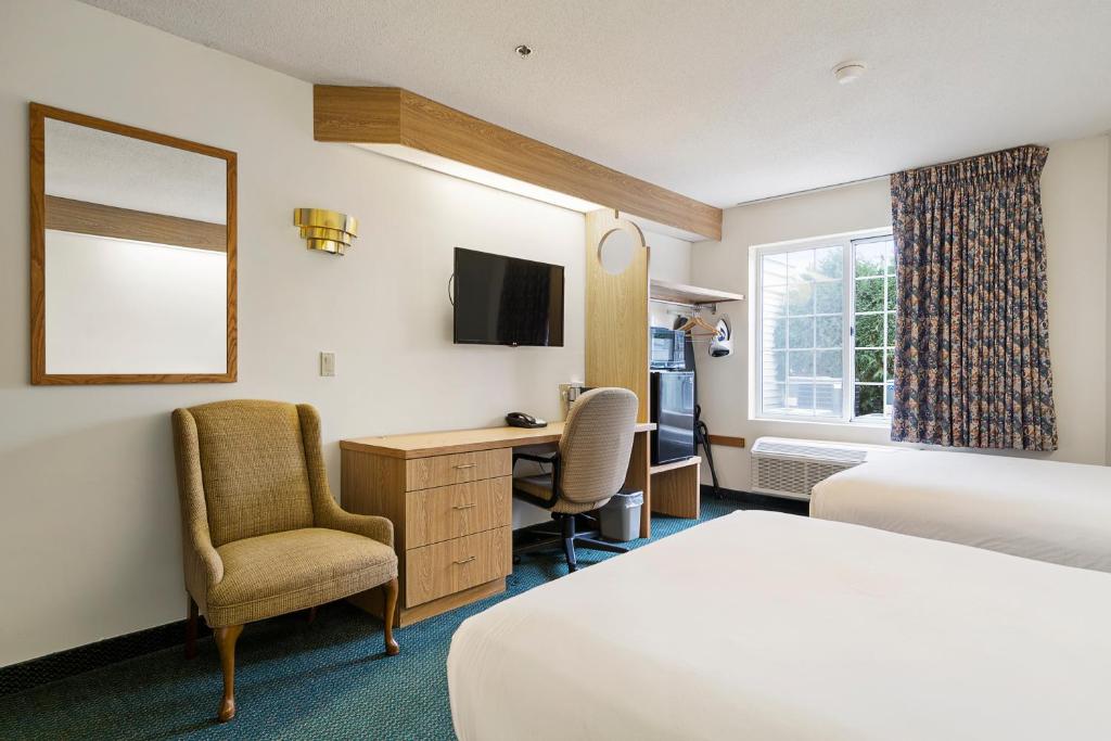 Charlevoix Inn & Suites SureStay Collection by Best Western - Chambre Double Avec Deux Lits Doubles Et Vue