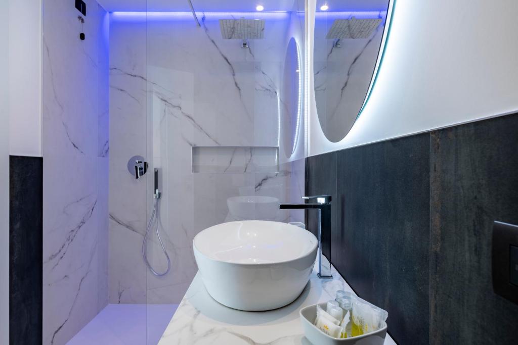 Kúpeľňa v ubytovaní Cara a Bentu - Charming Rooms