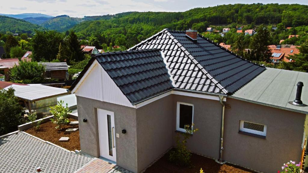 an overhead view of a house with a roof at Ferienhaus Sonnenschein in Wernigerode