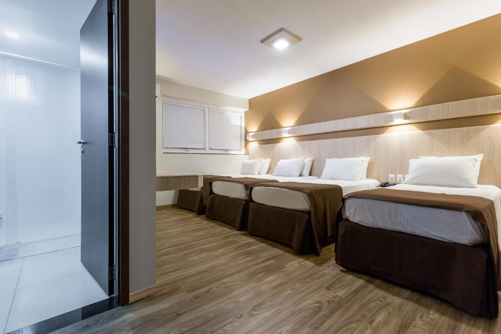 Quarto Quádruplo Econômico