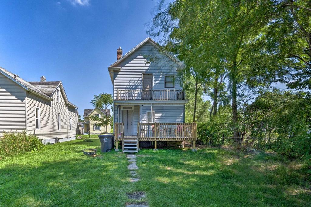 Charming Fort Wayne Home about 1 Mi to Downtown!, Fort Wayne Updated