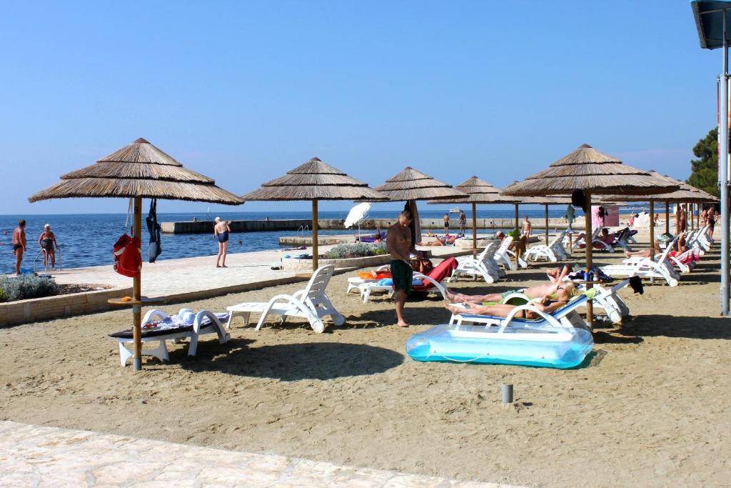 Fotografia z galérie ubytovania Apartments with a parking space Porec - 7012 v Poreči
