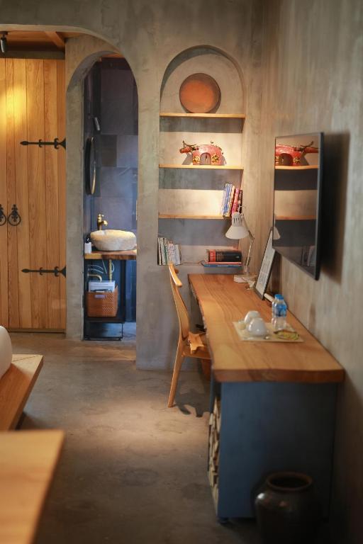 TV a/nebo společenská místnost v ubytování Tonkin House