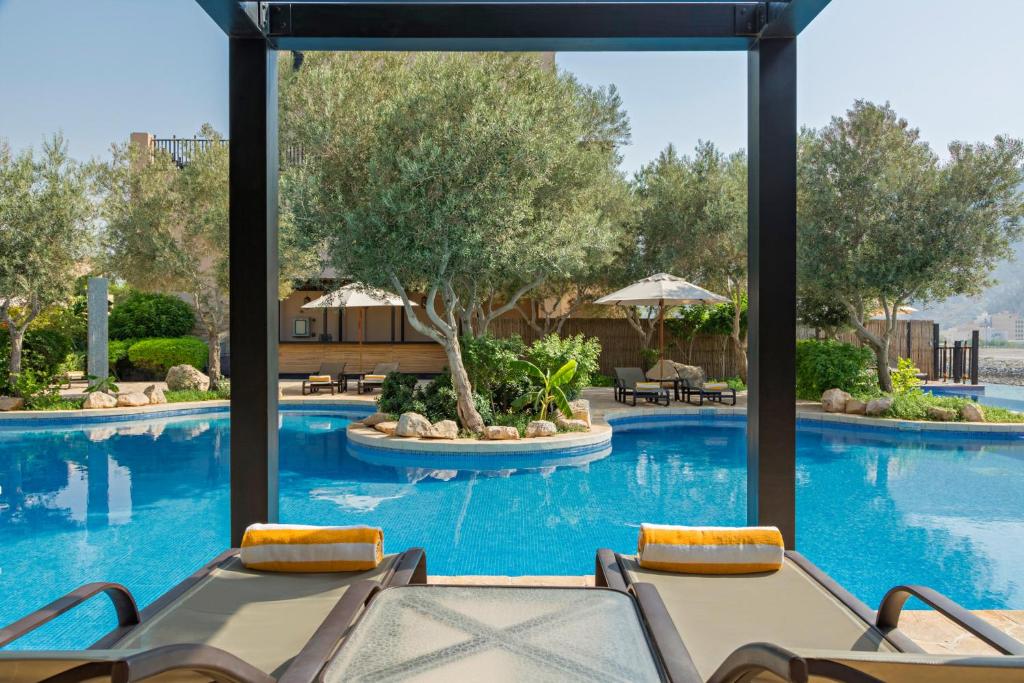 Bazén v ubytování Atana Musandam Resort nebo v jeho okolí