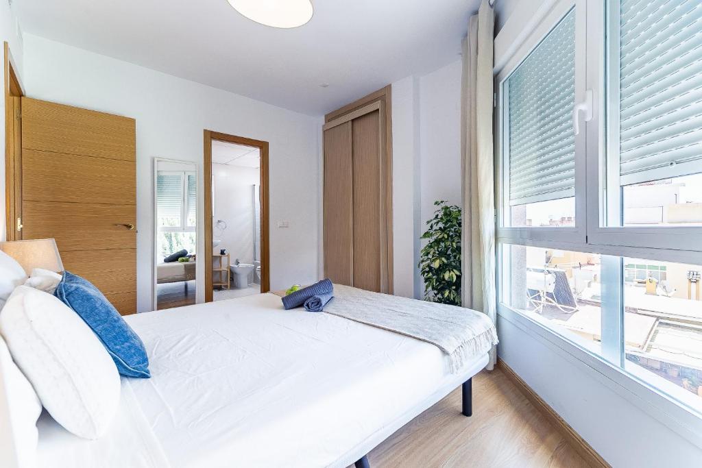 Posteľ alebo postele v izbe v ubytovaní Modern Beach Apartment Valparaiso with Parking