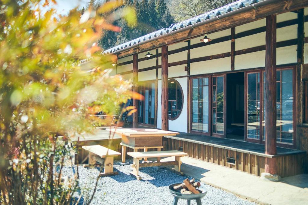 Fotografie z fotogalerie ubytování Kominkayado LOOF Kyonoie v destinaci Ōwatari