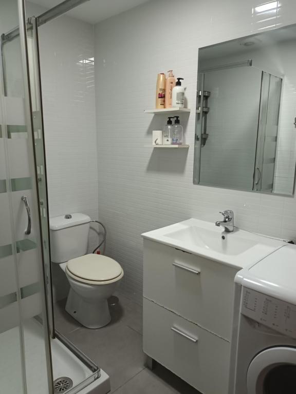 Kúpeľňa v ubytovaní APARTAMENTOS VIALIA SOL y PLAYA