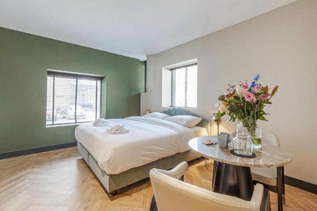 Bens The Walton - Studio