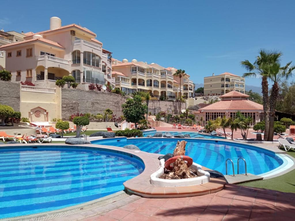 Fotografie z fotogalerie ubytování Golf del Sur-1 bedroom poolside apartment-sleeps 4 v destinaci San Miguel de Abona
