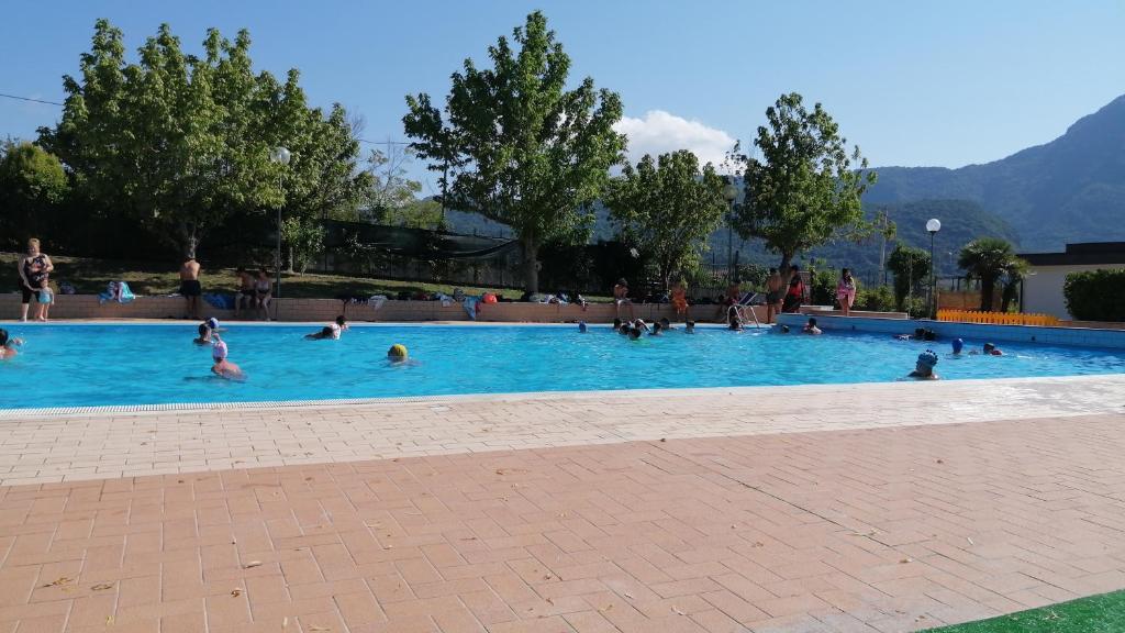 The swimming pool at or close to Tre metr sopra il cielo '' GiraSoli''