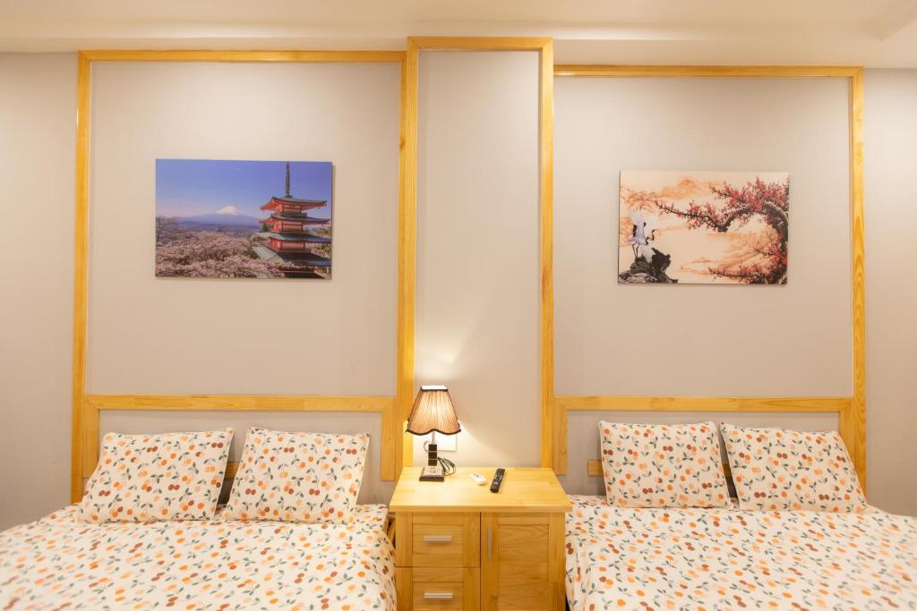 Giường trong phòng chung tại Nguyễn Tài Hostel &amp; Coffee Đà Lạt