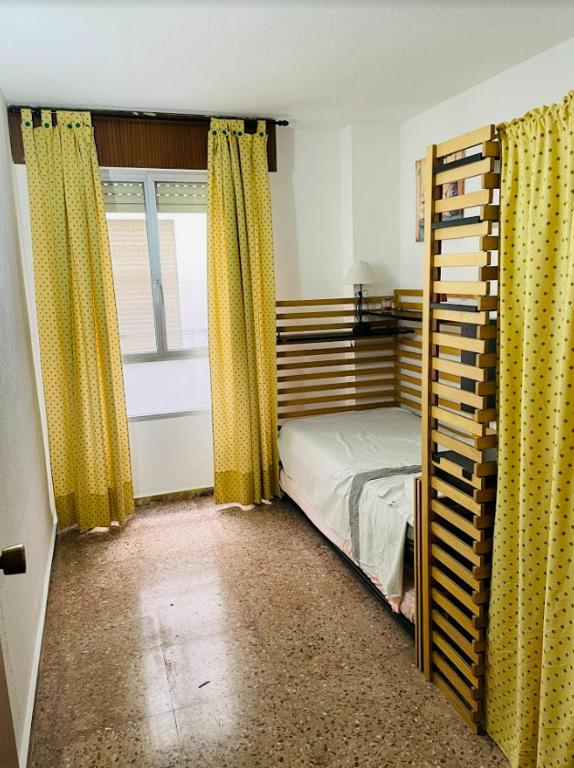 Apartment Piso centro Alicante, Spain - Booking.com