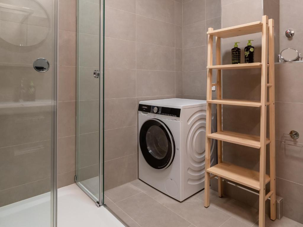 Limehome Berlin Luise Henriette Str - Digital Access - Resim 16