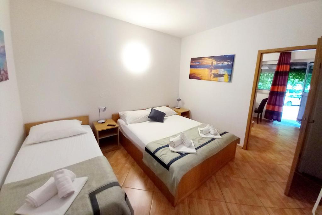 Fotografie z fotogalerie ubytování Family friendly apartments with a swimming pool Mlini, Dubrovnik - 8579 v destinaci Mlini