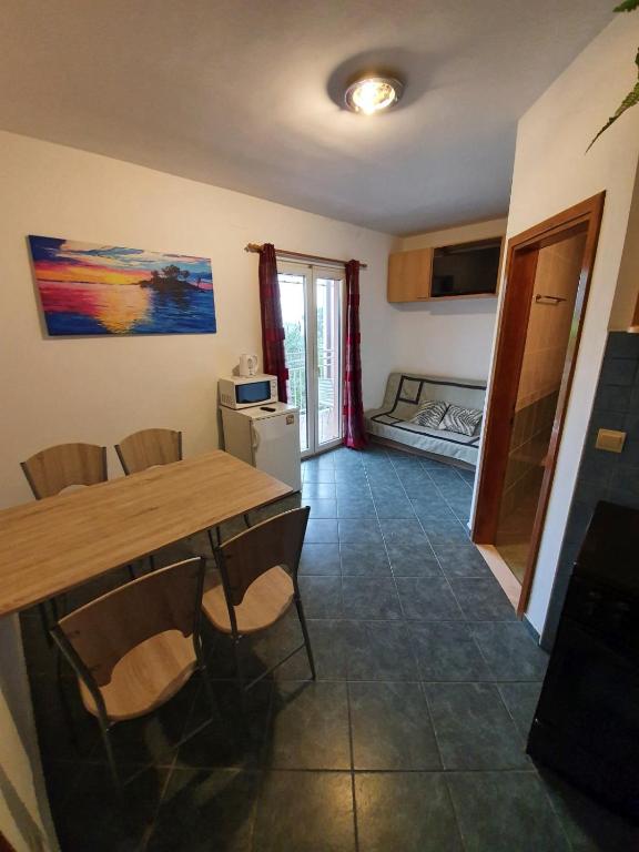 Fotografie z fotogalerie ubytování Family friendly apartments with a swimming pool Mlini, Dubrovnik - 8579 v destinaci Mlini