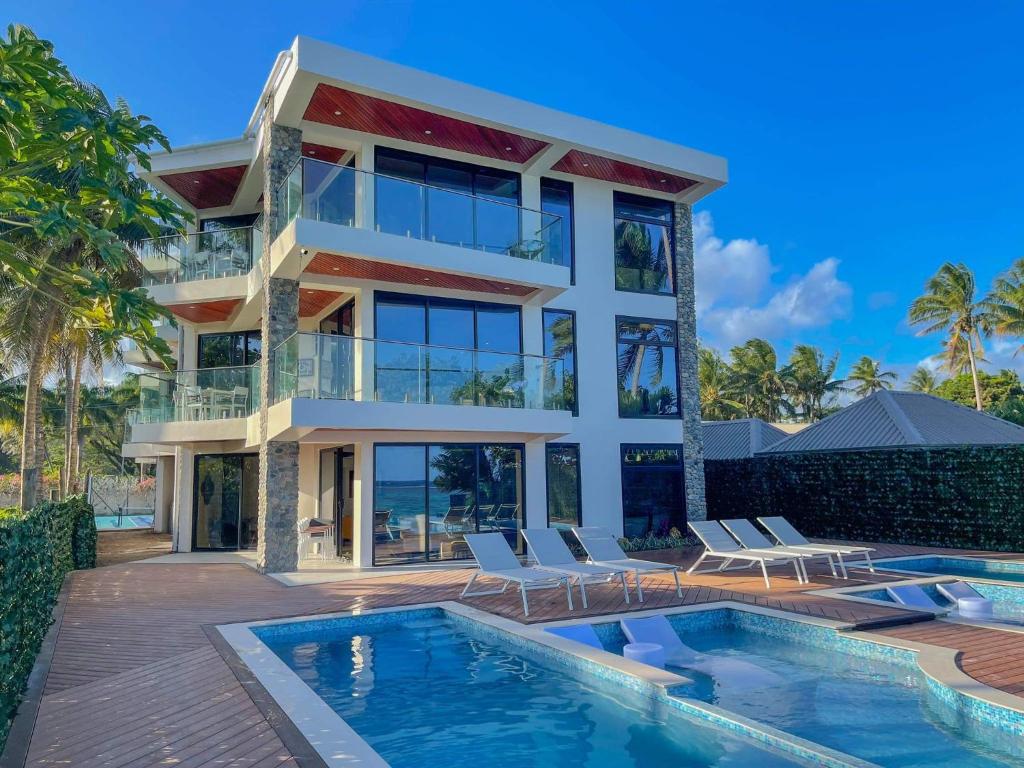 Bazén v ubytování Maui Palms nebo v jeho okolí