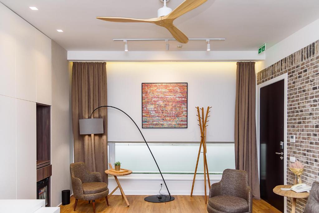 Belgrade Inn Garni Hotel - Resim 25