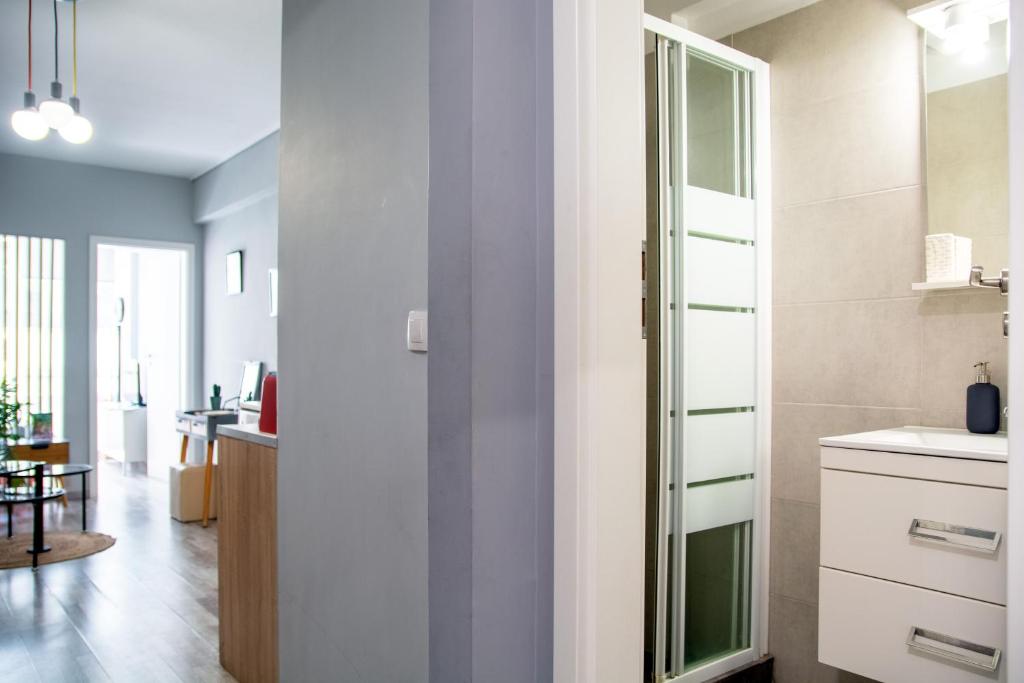 Koupelna v ubytování Ermou 18 Mosaics boutique apartment