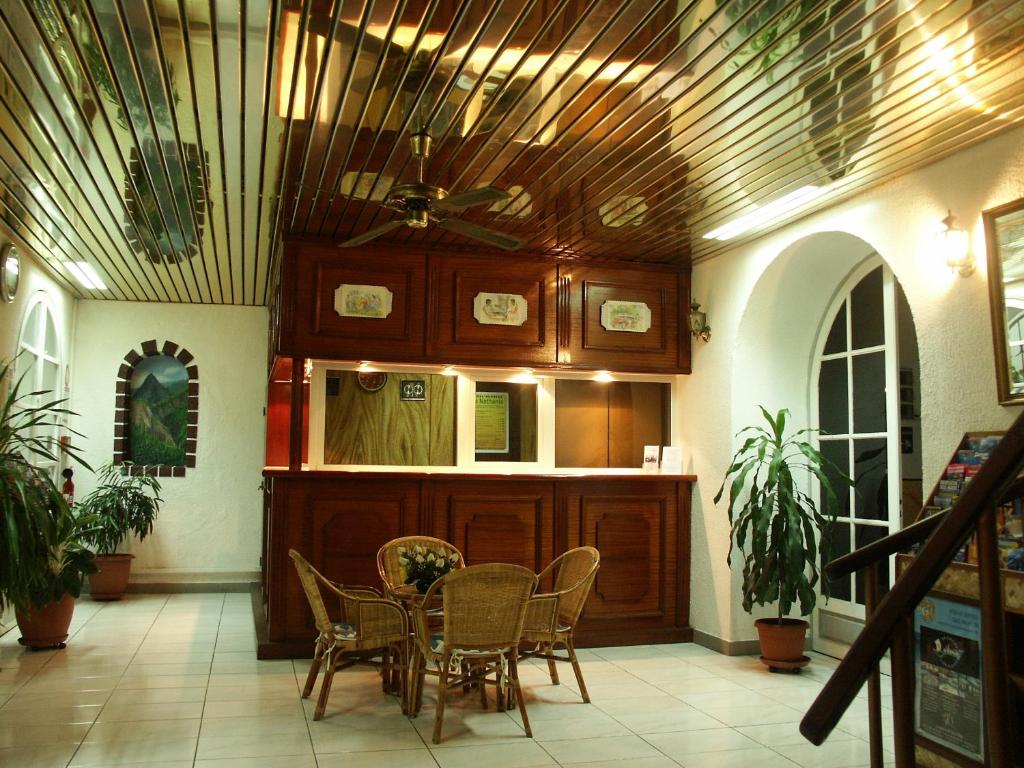 Fotografie z fotogalerie ubytování Hôtel Le Nathania v destinaci Saint-Pierre