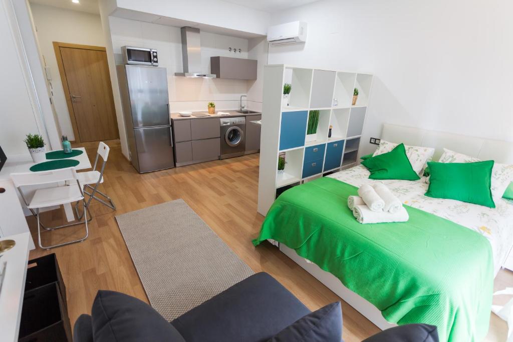 Kuchyňa alebo kuchynka v ubytovaní Romántico Estudio con Piscina