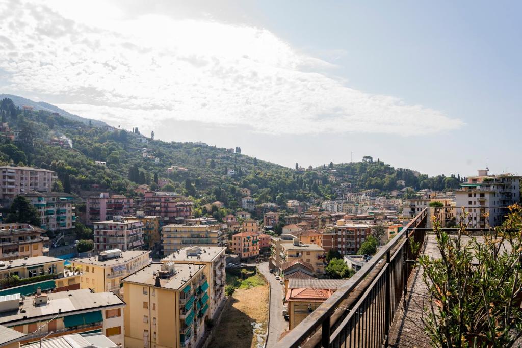 Nespecifikovaný výhled na hory nebo výhled na hory při pohledu z apartmánu