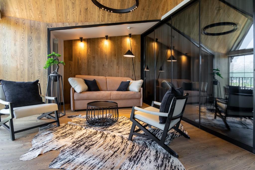 Posezení v ubytování Luxury Apartment Kavkaz View