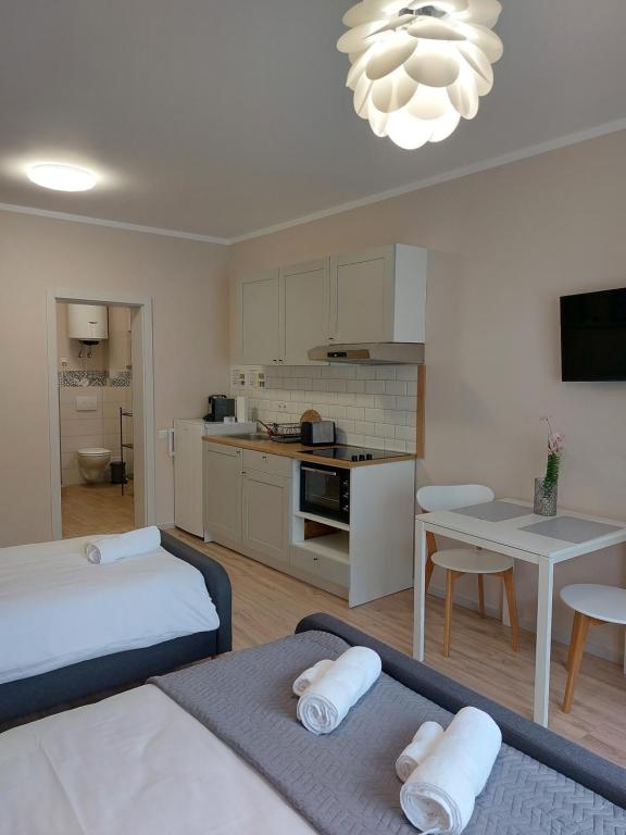 Mandarin Premium Apartments - 