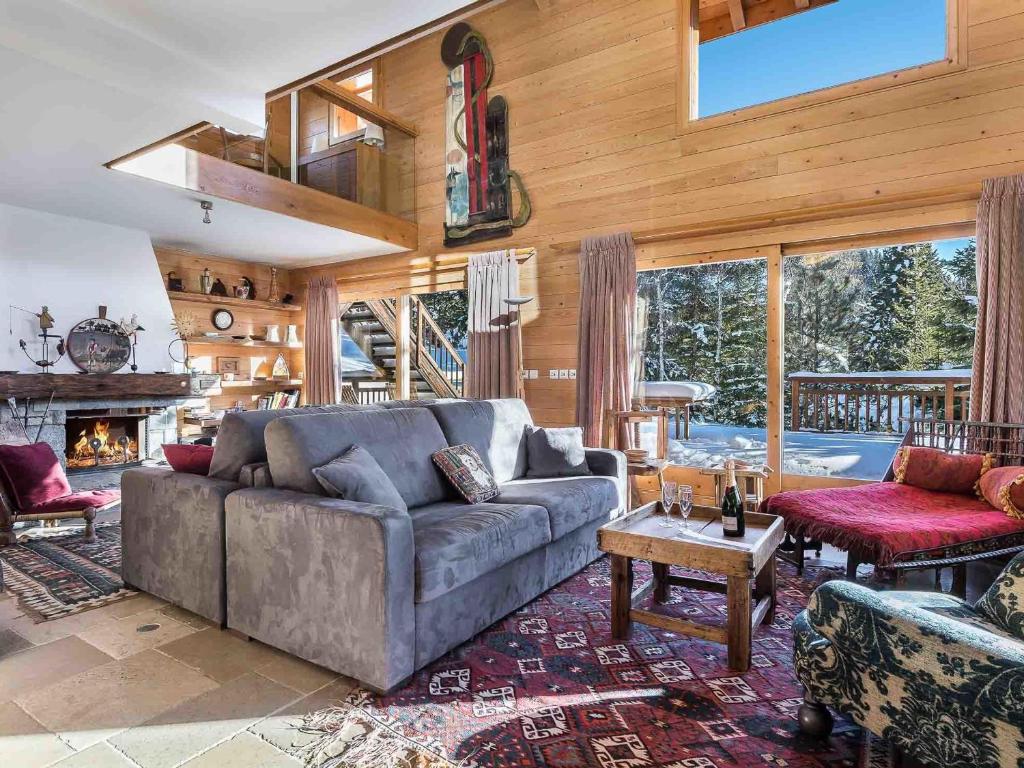 Zona de estar de Chalet spacieux proche pistes, sauna, cinéma, 12 pers - FR-1-565-36