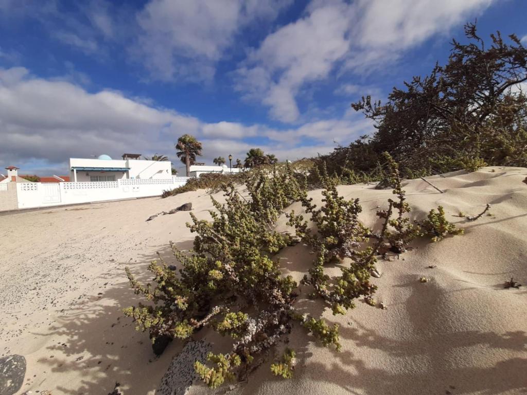 COZY, Beach House , by MAHBOVILLAS - Maison De Deux Chambres