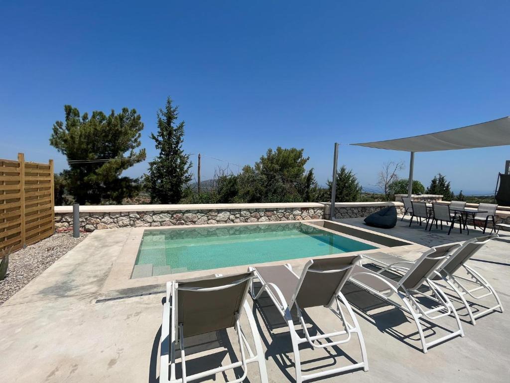 Πισίνα στο ή κοντά στο Villa Iliousa Princess