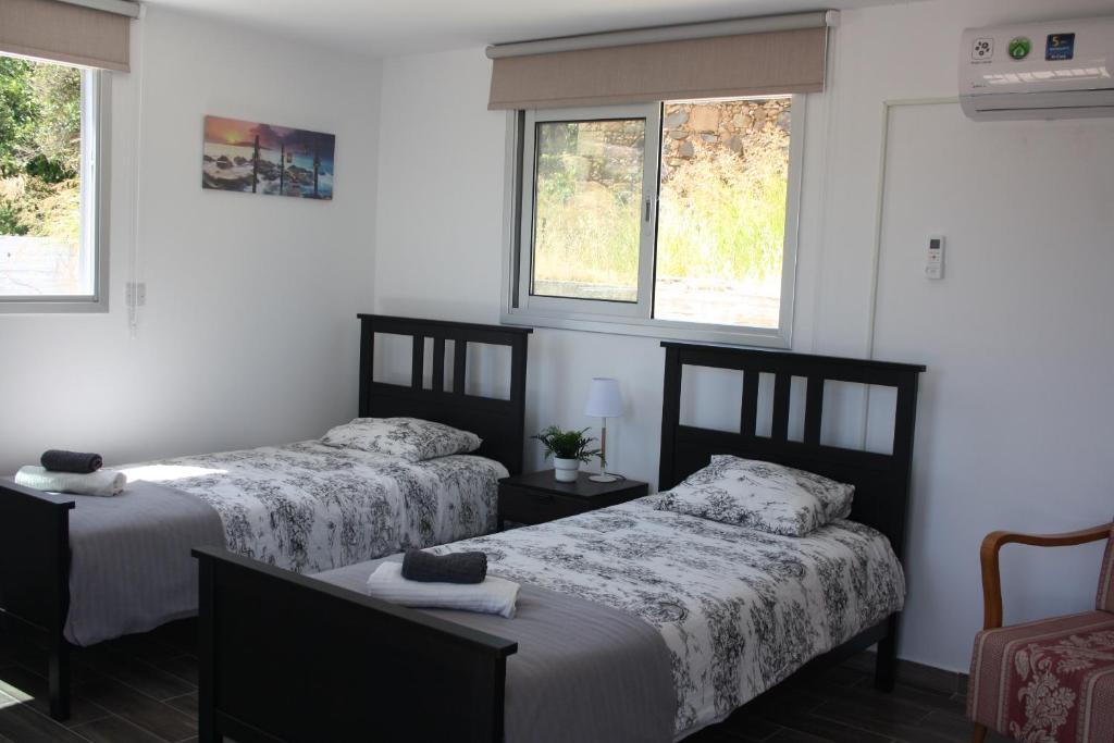 Holiday Apartments,Polynikis Sea-Cret, Pachyammos - Studio With Pool View