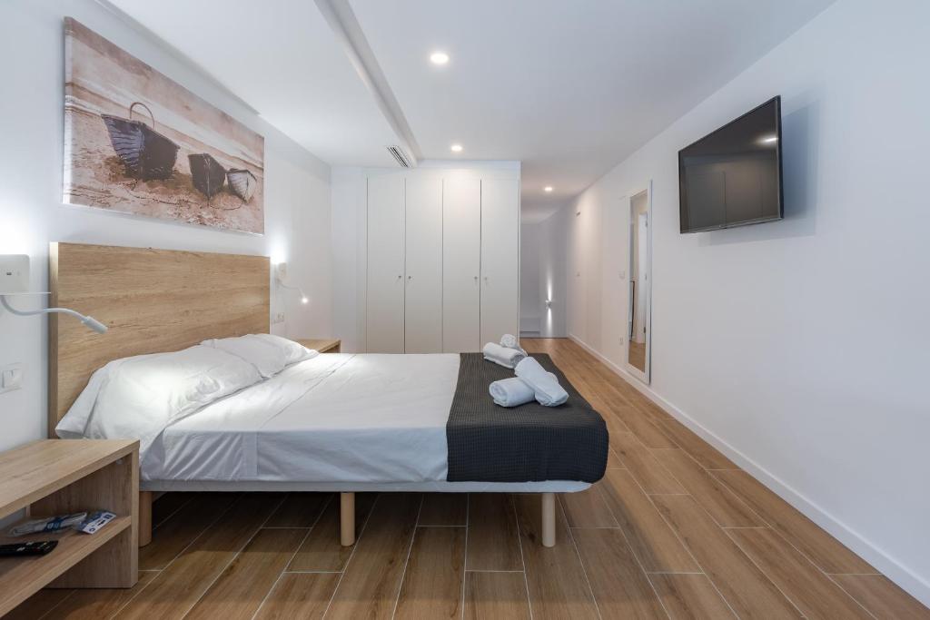 Travel Habitat Alameda Suites., Valencia – Updated 2023 Prices