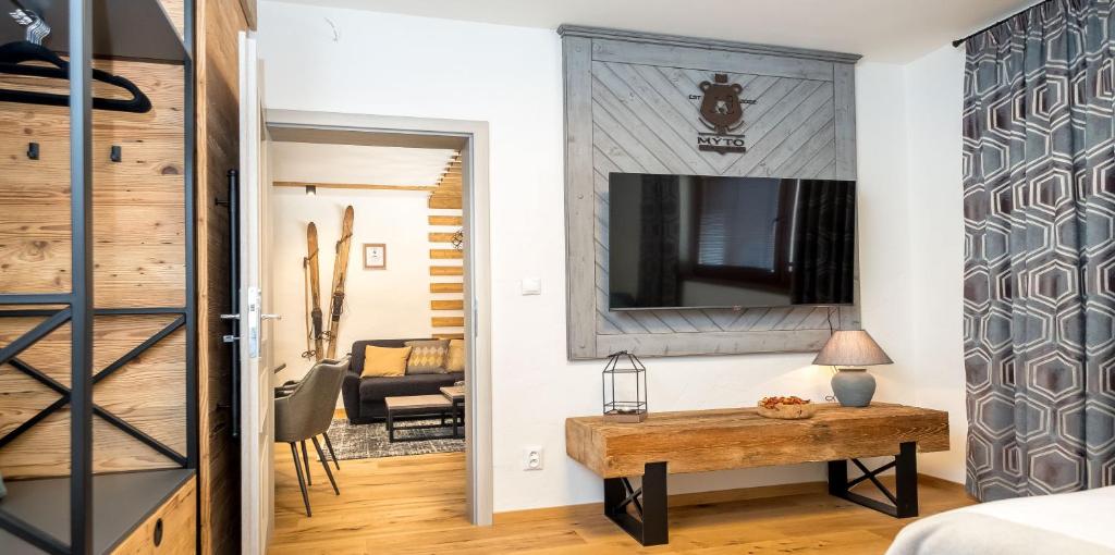 TV a/nebo společenská místnost v ubytování Apartman Stella